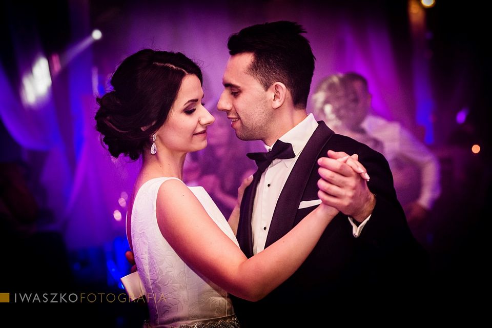 ogranizacja-wesela-taniec-pary-mlodej organizacja wesela, pierwszy taniec pary mlodej
