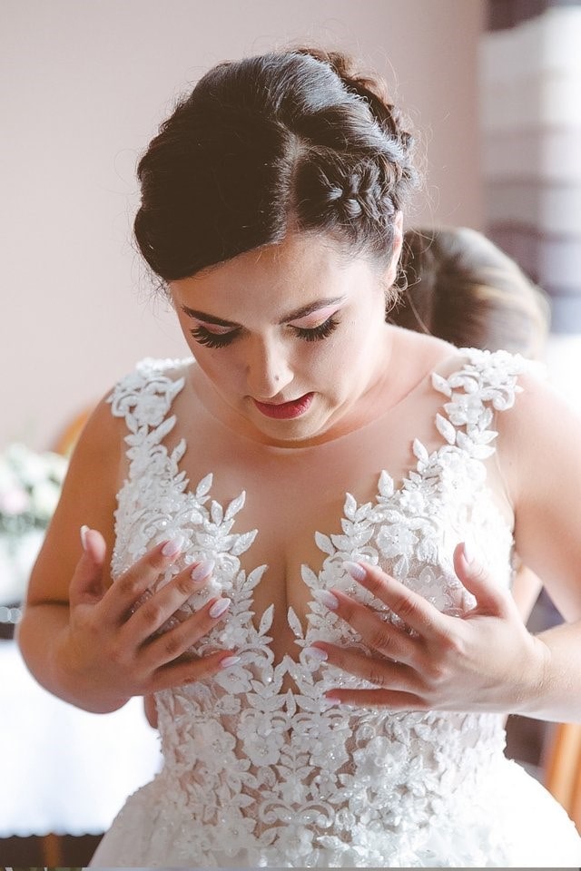 suknia-ślubna-panna-młoda-przygotowania-do-ślubu suknia ślubna, panna młoda przygotowania do ślubu