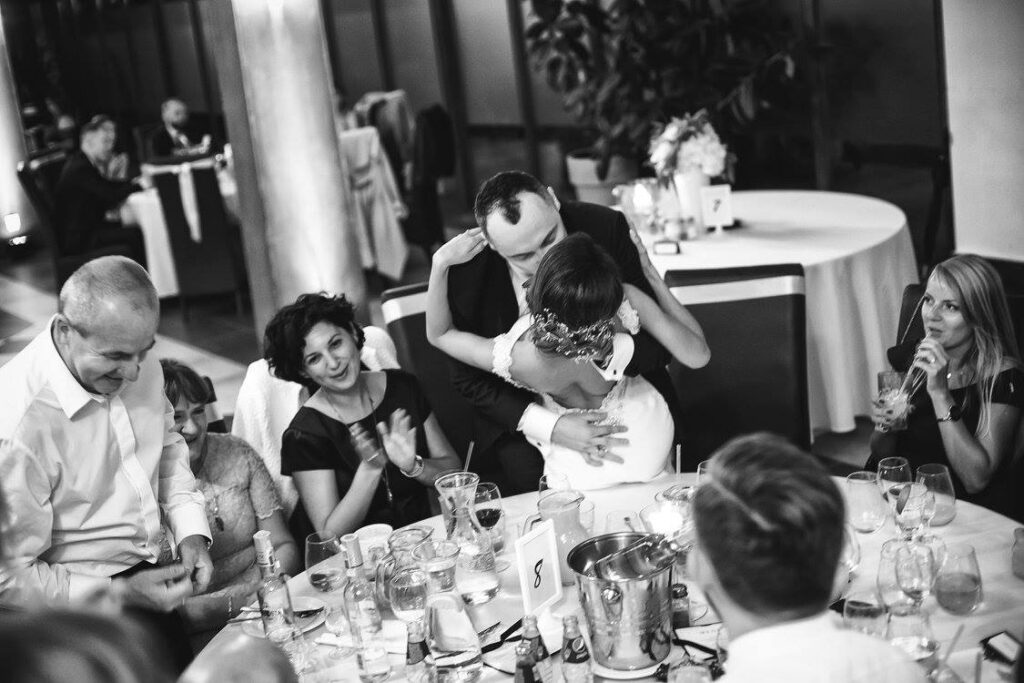 wesele-para-mloda-na-stole wesele para młoda na stole