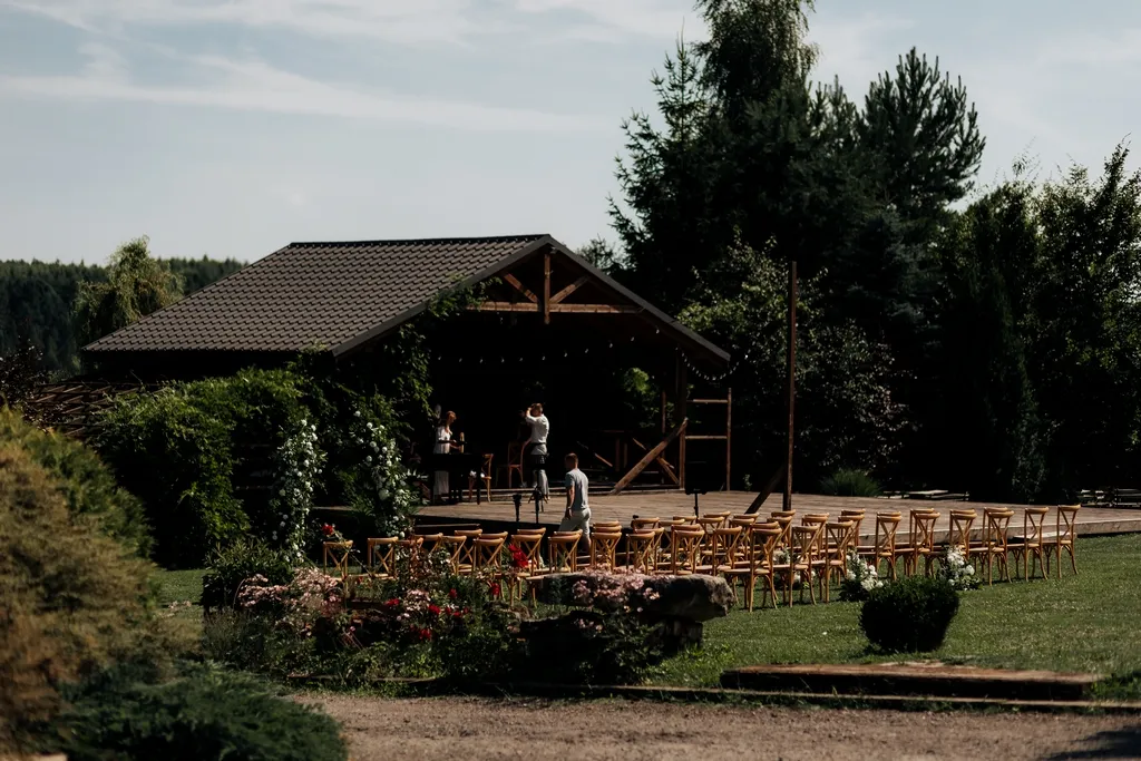 koordynacja dnia ślubu, czy wedding planner ma sens w dniu wesela, przygotowania do ślubu plenerowego