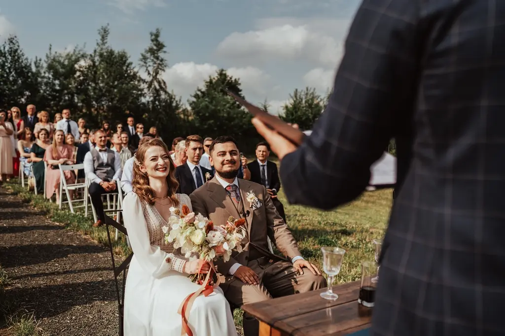 Ślub cywilny w plenerze, ślub poza USC