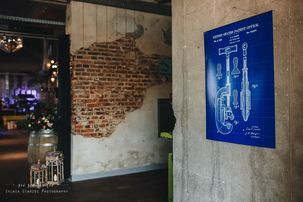 unikatowe dekoracje industrialnej sali weselnej, amerykańskie patenty na weselu w industrialnej sali w Katowicach unikatowe dekoracje industrialnej sali weselnej, amerykańskie patenty na weselu w industrialnej sali w Katowicach